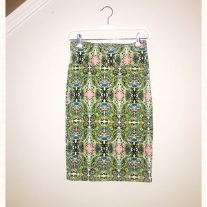 LuLaRow Pencil Skirt ✏️